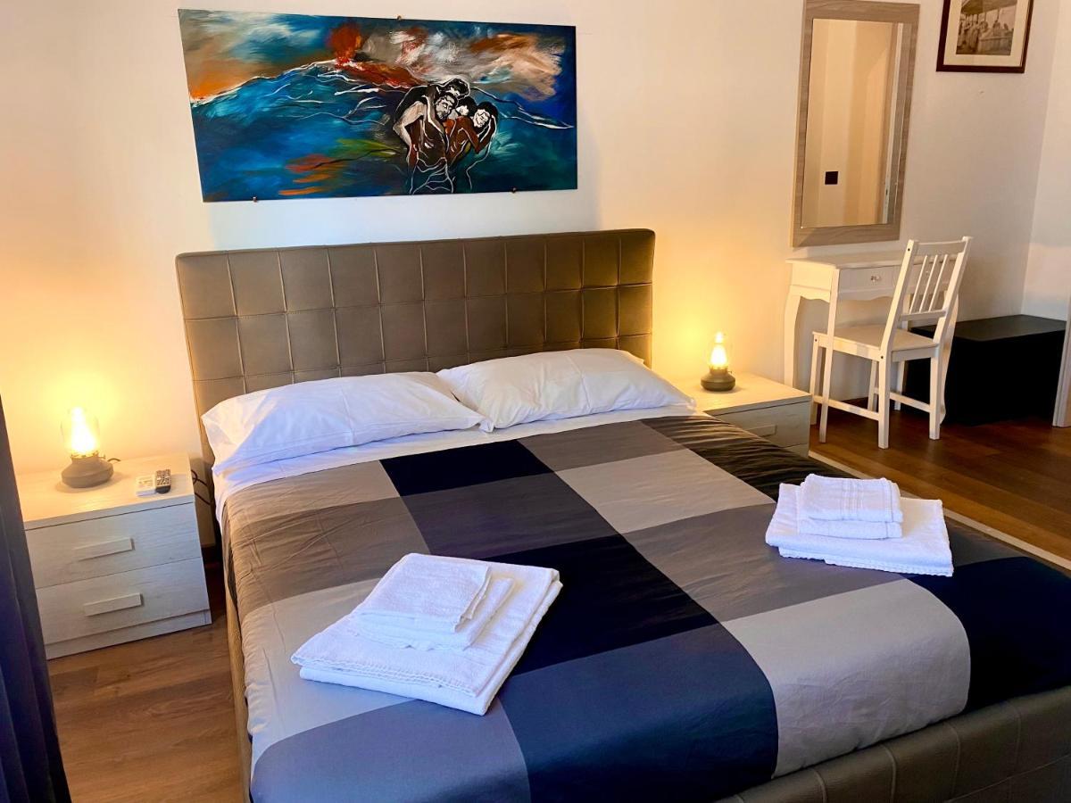 B&B I Miti Dell Etna Catania Centro Vicino Il Duomo エクステリア 写真