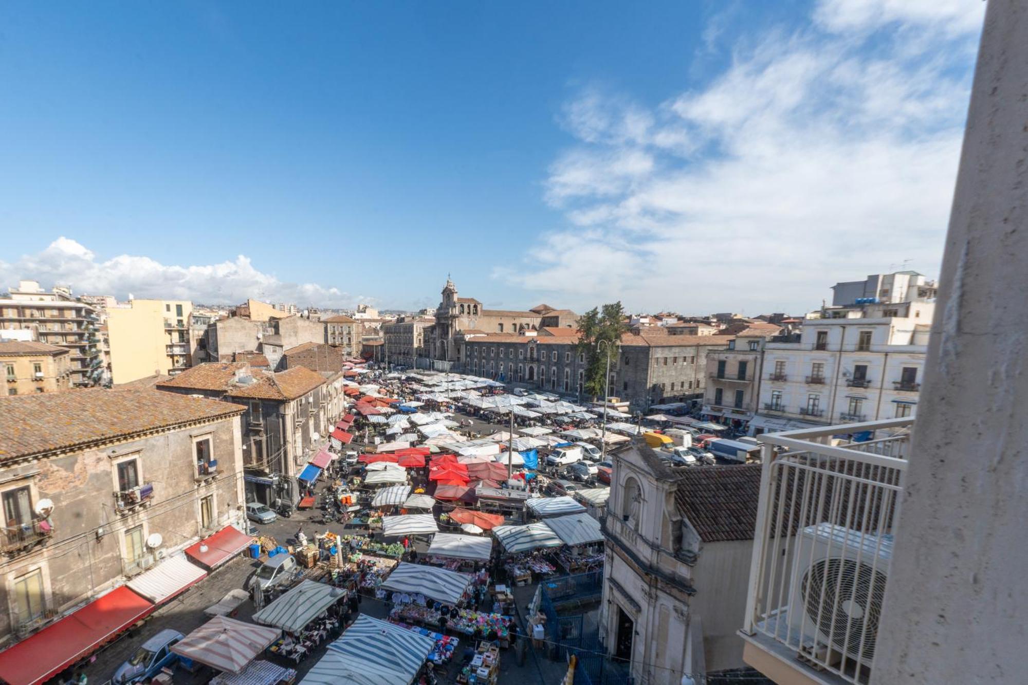 B&B I Miti Dell Etna Catania Centro Vicino Il Duomo エクステリア 写真